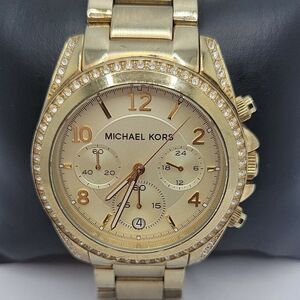 Michael Kors Bradshaw MK5605 Women Stainless Steel Analog Dial Wrist Watch AM697